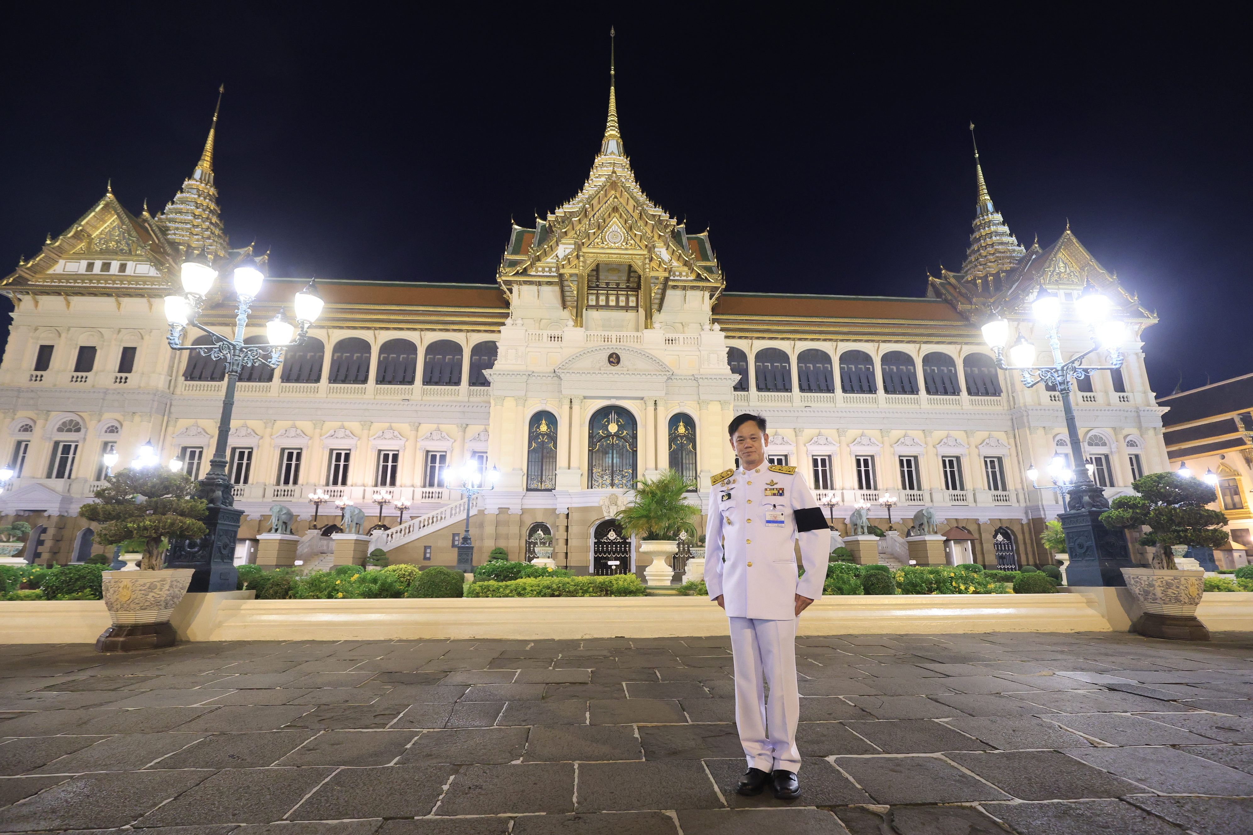 title - สำนักงานการปฏิรูปที่ดินเพื่อเกษตรกรรม รับพระราชทานพระบรมราชานุญาตให้ร่วมเป็นเจ้าภาพบำเพ็ญกุศลถวายพระบรมศพ สมเด็จพระนางเจ้าสิริกิติ์ พระบรมราชินีนาถ พระบรมราชชนนีพันปีหลวง